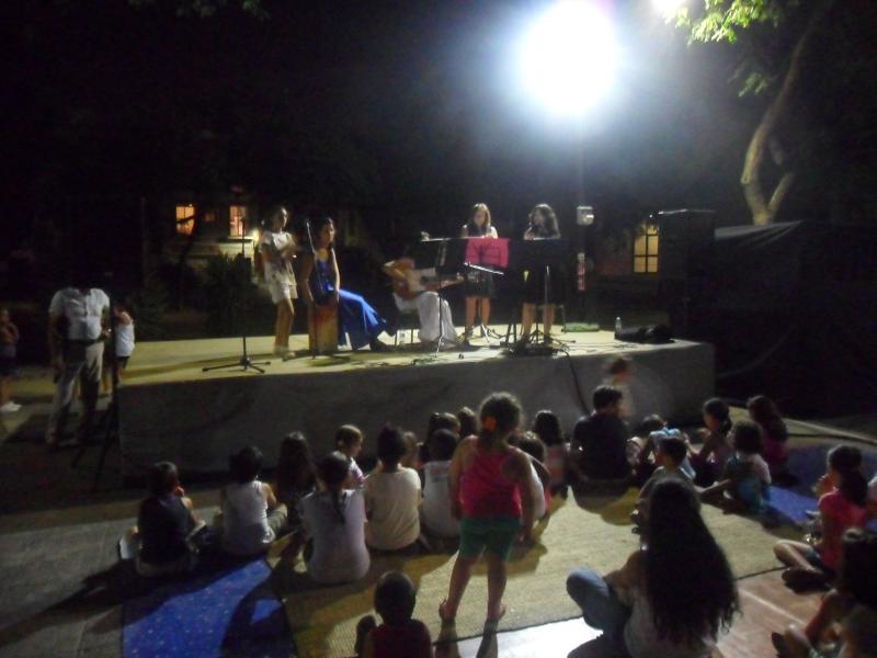 grupo_musical_de_ la_asamblea_cristiana_gilgal.jpg
